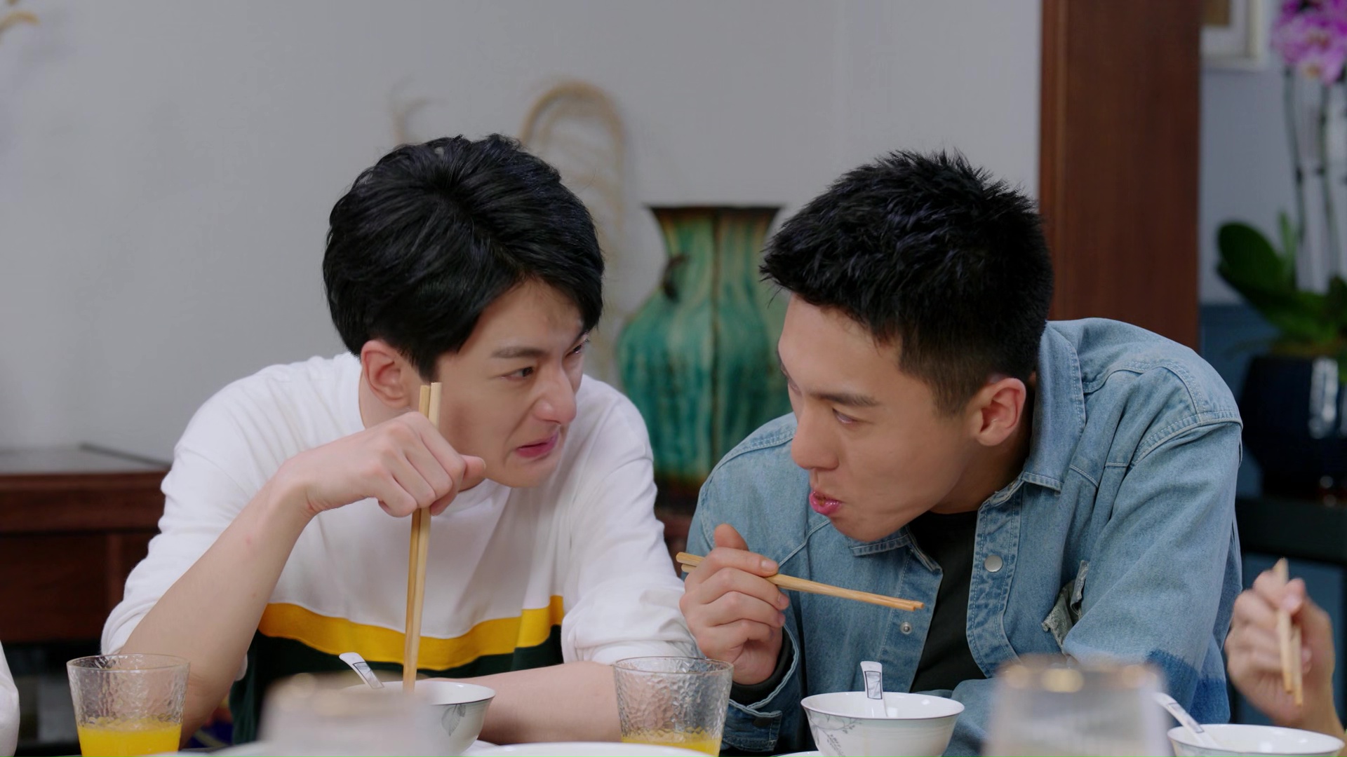 Our Secret (2021) Season 1 [Hindi + Multi Audio] Complete C-Drama WEB Series 720p | 1080p Screenshot