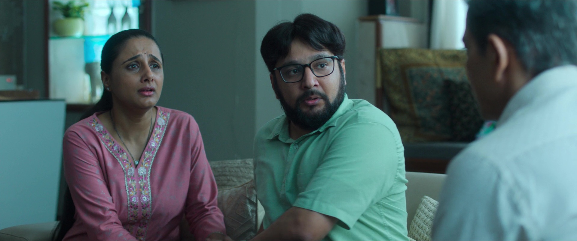 Shaque: Trust No One (2026) Season 1 Hindi WEB Series 480p | 720p | 1080p Screenshot