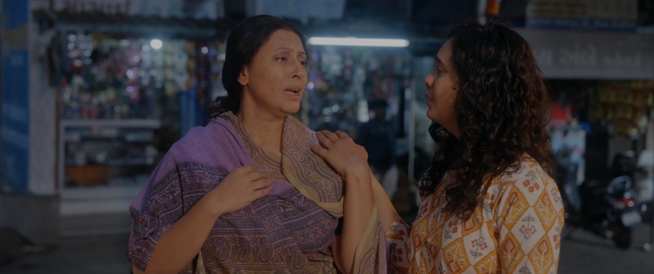 Sarpanch.2025.1080p.JOJO.WEBRip.AAC2.0.H.264-CineVood.mkv_snapshot_02.03.54.710.jpg
