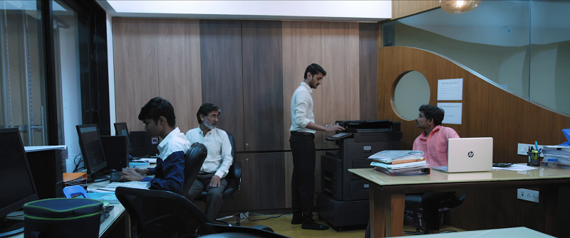 Gj to Nj – Gujarat Thi New Jersey (2022) WEB-DL Gujarati Full Movie Screenshot