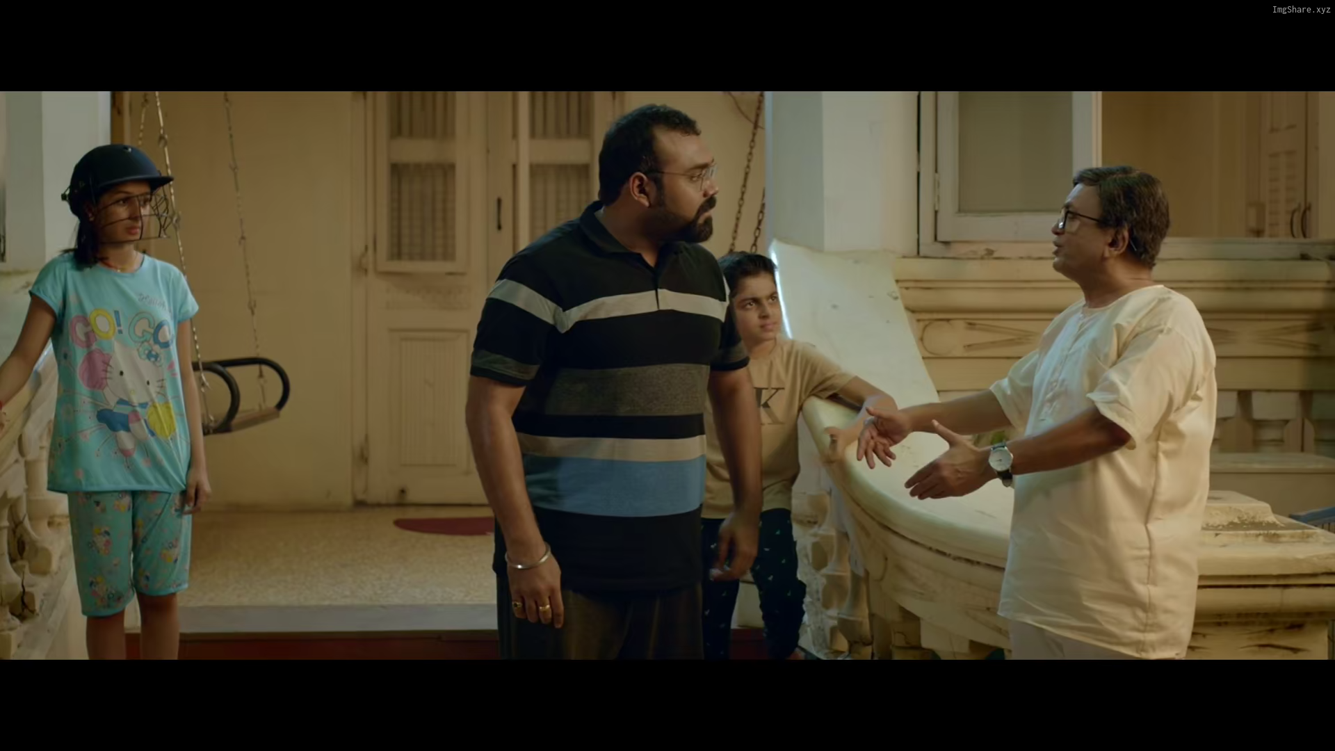 Char Fera Nu Chakdol (2023) Gujarati Full Movie WEB-DL Screenshot