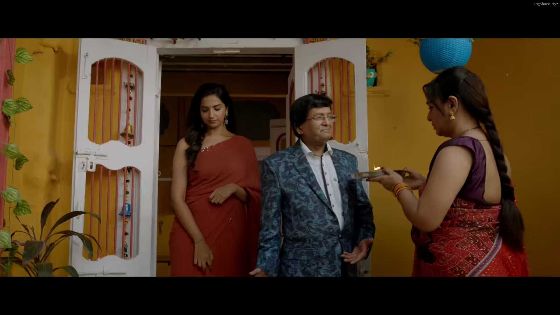 Char Fera Nu Chakdol (2023) Gujarati Full Movie WEB-DL Screenshot